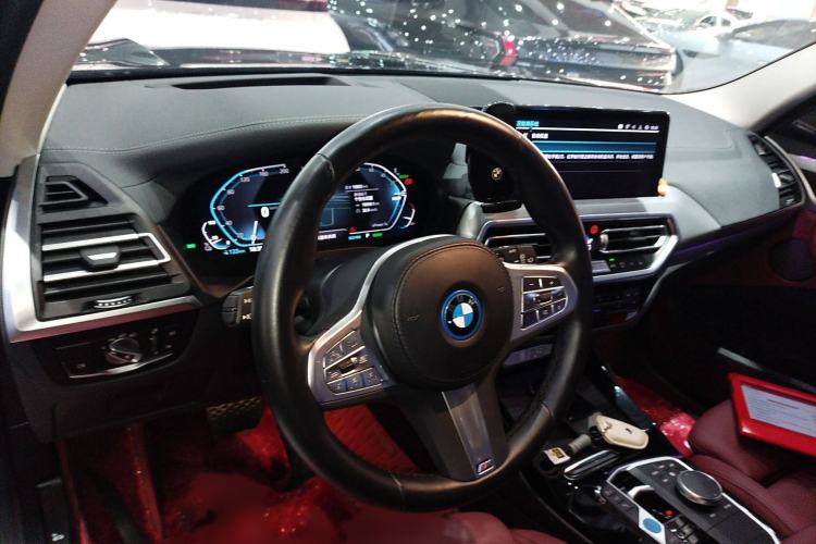 Used BMW iX3 2022 Updated Leading Type Interior 2