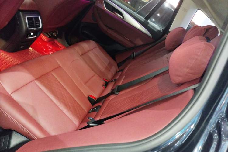 Used BMW iX3 2022 Updated Leading Type Interior 4