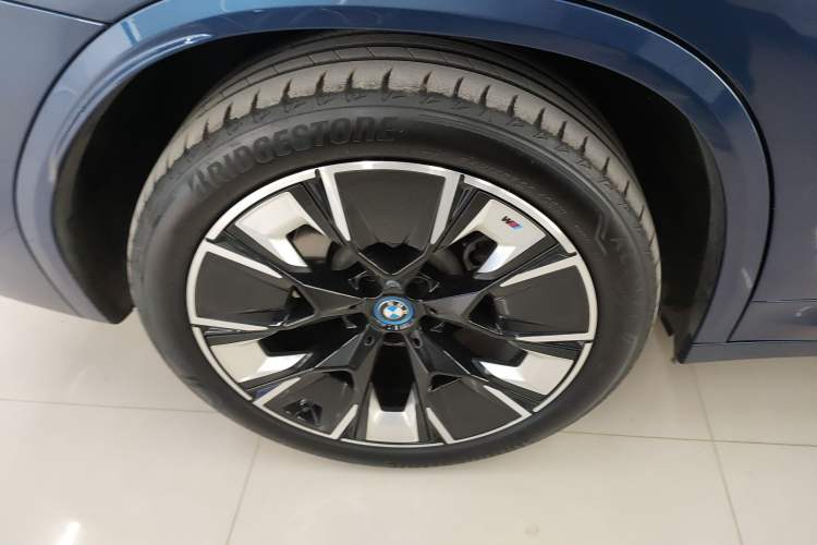 Used BMW iX3 2022 Leading Type Exterior 8