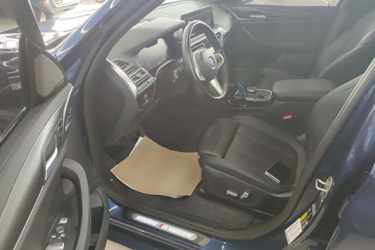 Used BMW iX3 2022 Leading Type Interior 3