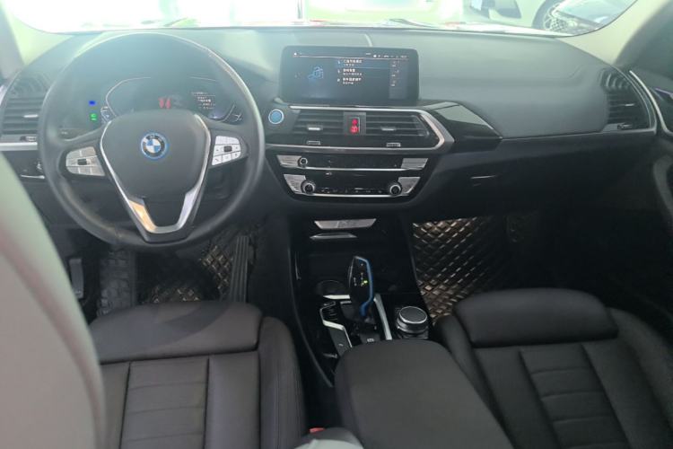 Used BMW iX3 2021 Leading Model Center Console