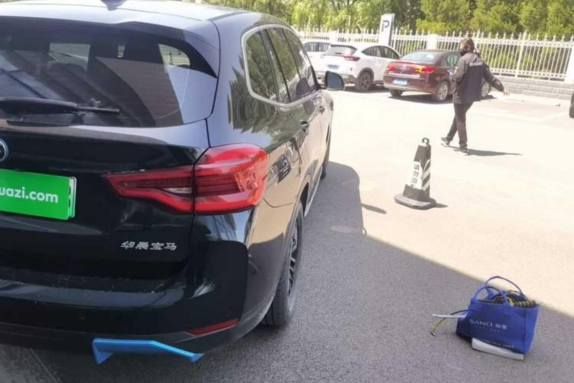 Used BMW iX3 2021 Leading Model Exterior 3