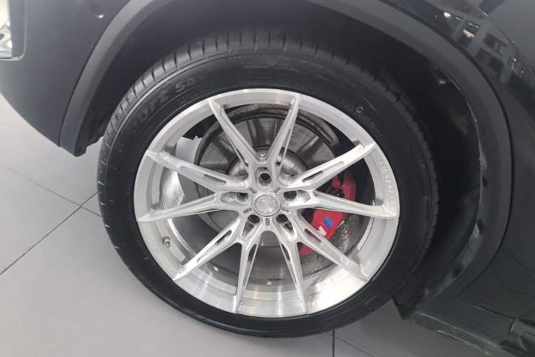 Used BMW iX3 2021 Leading Model Exterior 4
