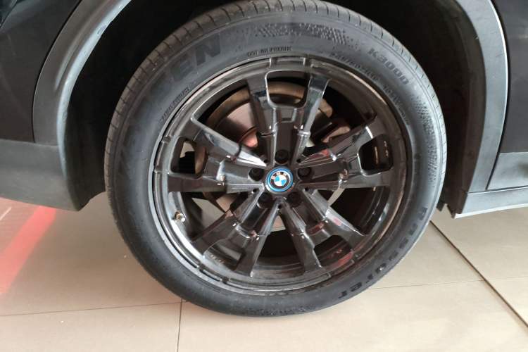 Used BMW iX3 2021 Leading Model Exterior 5