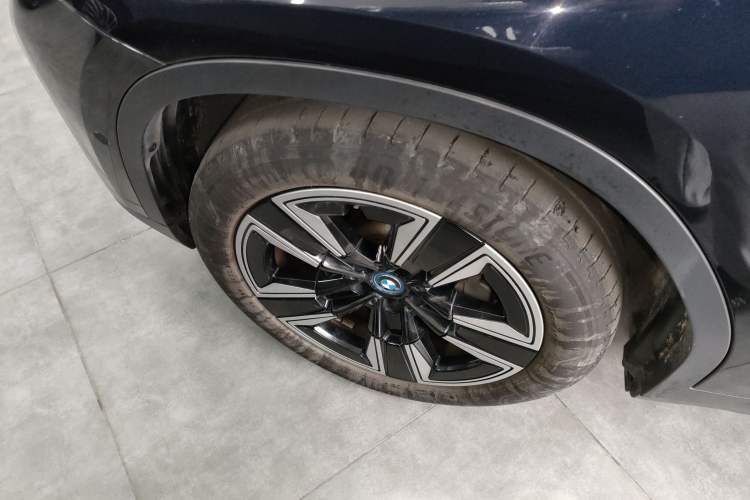 Used BMW iX3 2021 Updated Leading Edition Exterior 7