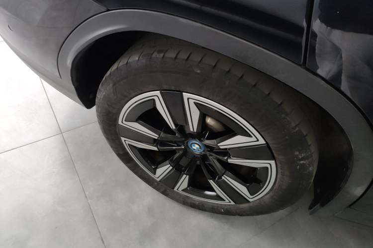 Used BMW iX3 2021 Updated Leading Edition Exterior 8