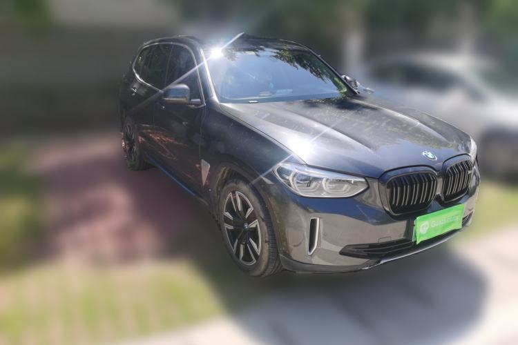 Used BMW iX3 2021 Updated Leading Edition Front Right 45 Deg