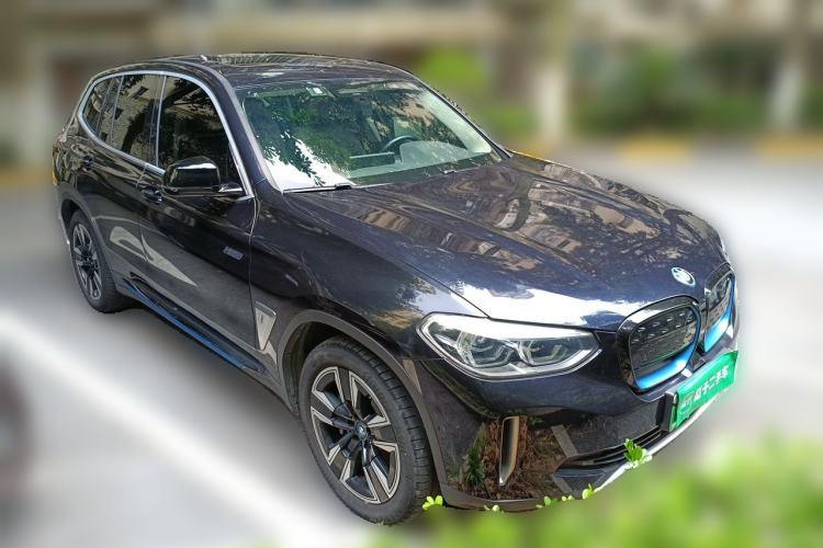 Used BMW iX3 2021 Leading Model Front Right 45 Deg
