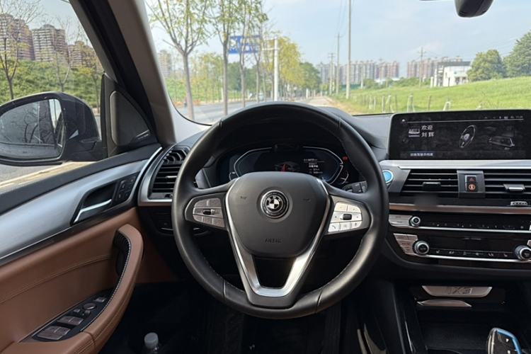 Used BMW iX3 2021 Updated Leading Type Interior 1