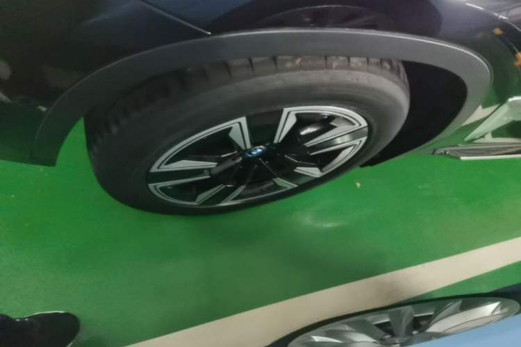 Used BMW iX3 2021 Leading Model Left Front Wheel Hub