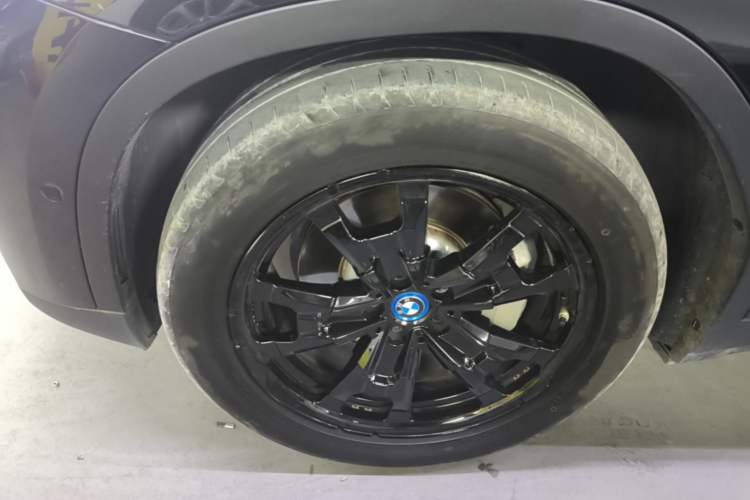 Used BMW iX3 2021 Leading Model Left Front Wheel Hub