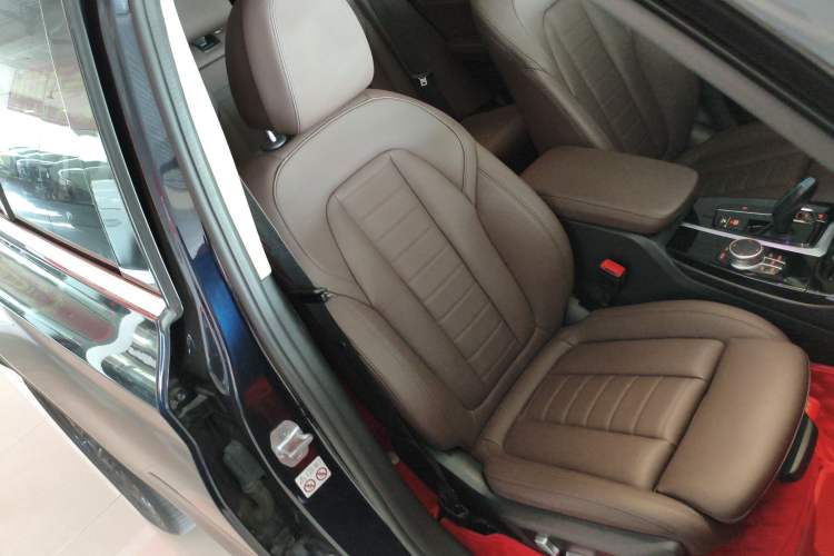 Used BMW iX3 2021 Leading Model Right Front Seat