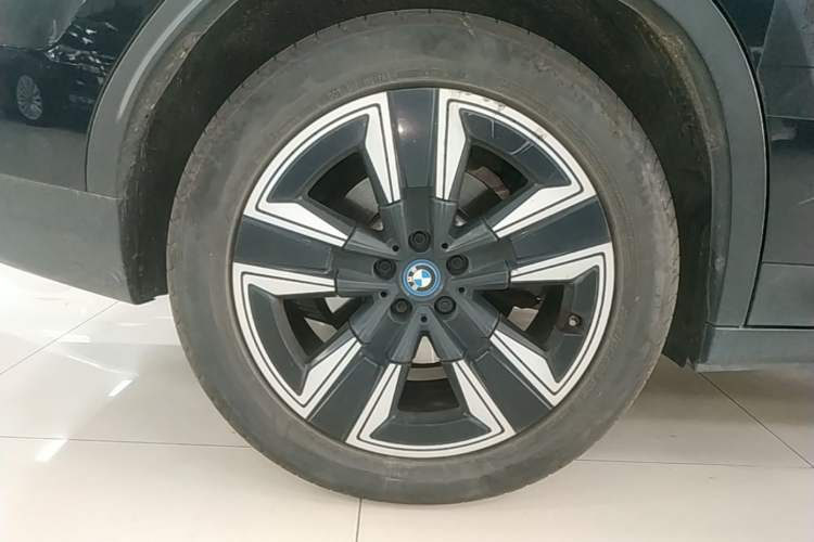 Used BMW iX3 2021 Leading Model Right Rear Wheel Hub