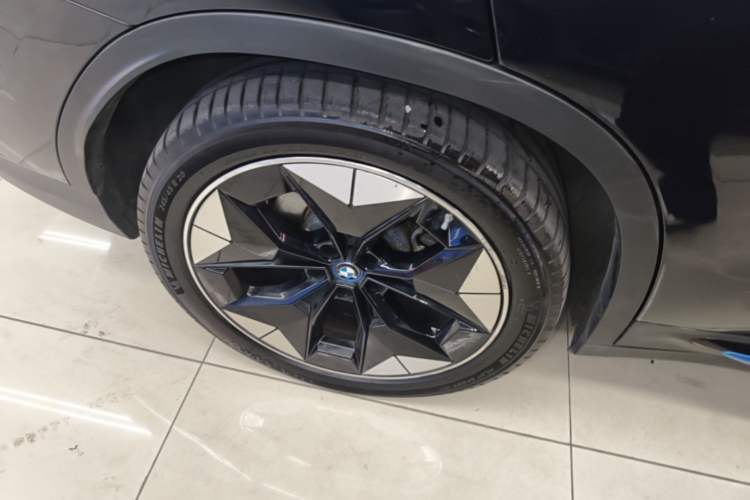 Used BMW iX3 2021 Leading Type Right Rear Wheel Hub