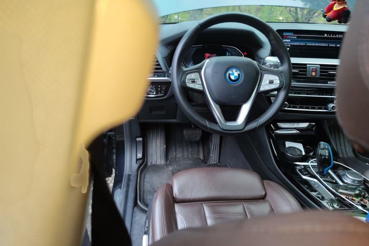 Used BMW iX3 2021 Updated Leading Type Steering Wheel