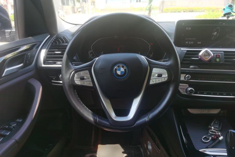 Used BMW iX3 2021 Updated Leading Edition Steering Wheel
