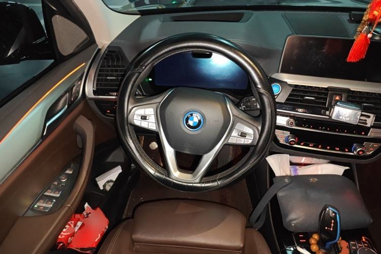 Used BMW iX3 2021 Updated Leading Type Steering Wheel