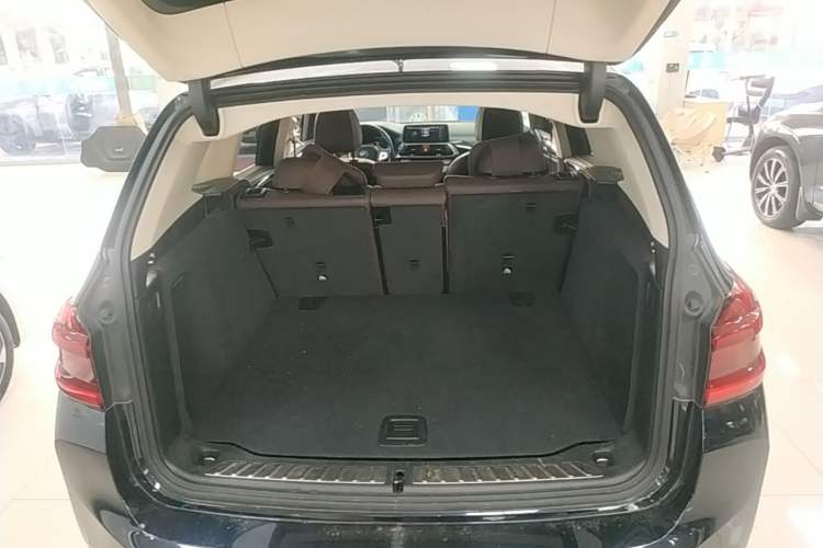 Used BMW iX3 2021 Leading Model Trunk