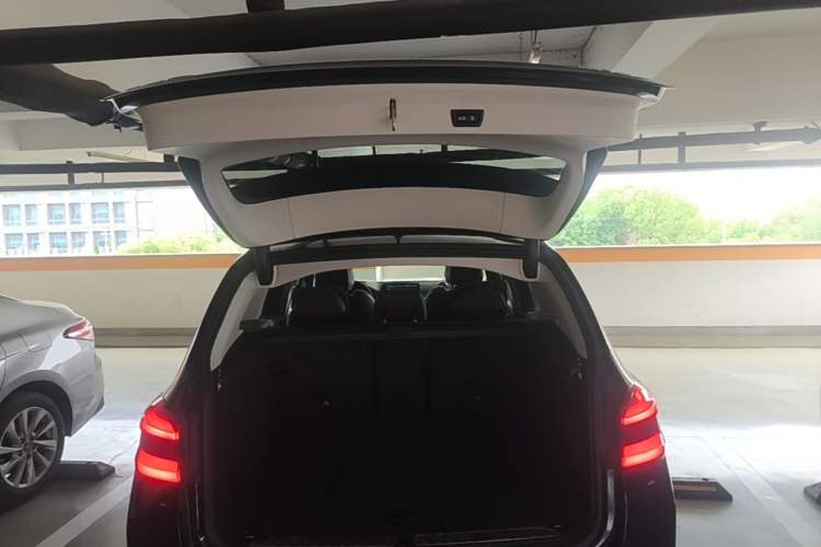 Used BMW iX3 2021 Leading Model Trunk