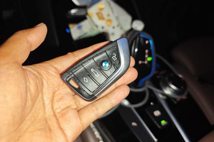 Used BMW iX3 2021 Leading Model Vehicle Key