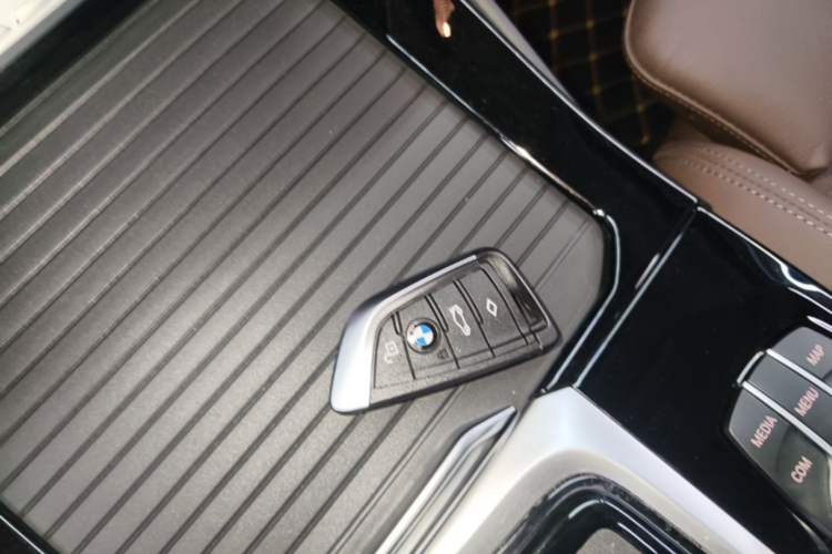 Used BMW iX3 2021 Leading Type Vehicle Key