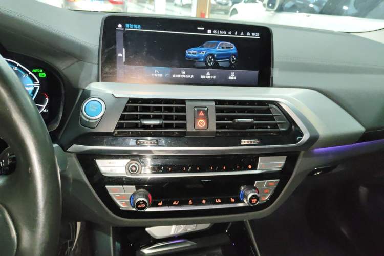 Used BMW iX3 2021 Leading Model Audio And AC Panel