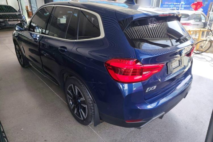 Used BMW iX3 2021 Updated Leading Edition Exterior 2