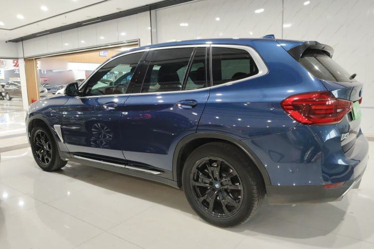 Used BMW iX3 2021 Leading Model Exterior 3