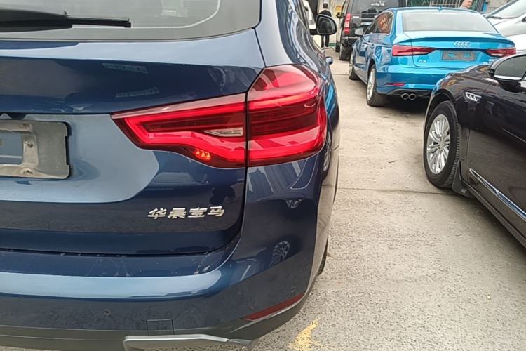 Used BMW iX3 2021 Leading Model Exterior 3