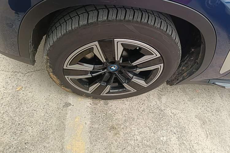 Used BMW iX3 2021 Leading Model Exterior 4