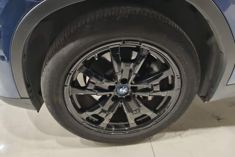 Used BMW iX3 2021 Leading Model Exterior 7