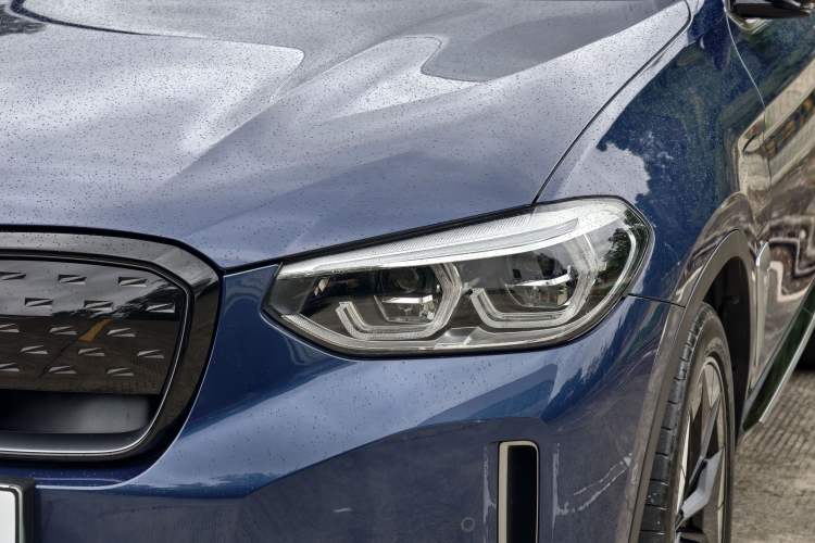 Used BMW iX3 2021 Updated Leading Edition Exterior 9