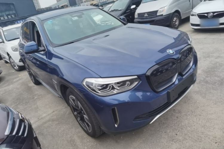 Used BMW iX3 2021 Leading Model Front Right 45 Deg