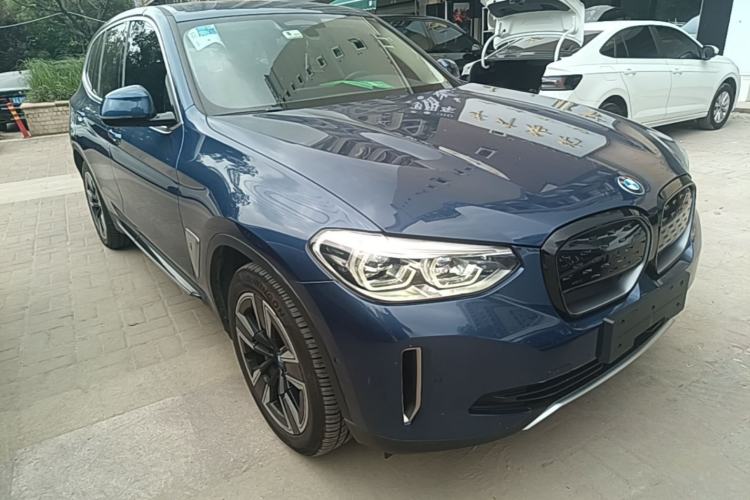 Used BMW iX3 2021 Leading Model Front Right 45 Deg