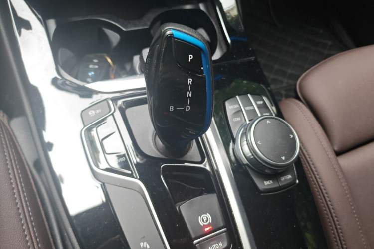 Used BMW iX3 2021 Updated Leading Edition Gear Lever