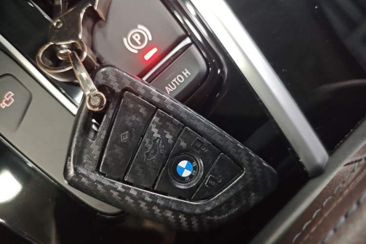 Used BMW iX3 2021 Updated Leading Edition Vehicle Key