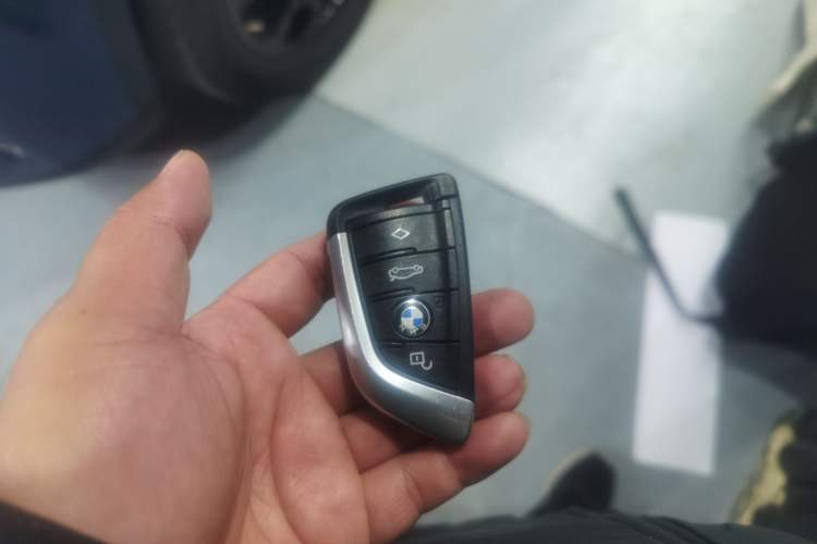 Used BMW iX3 2021 Leading Model Vehicle Key
