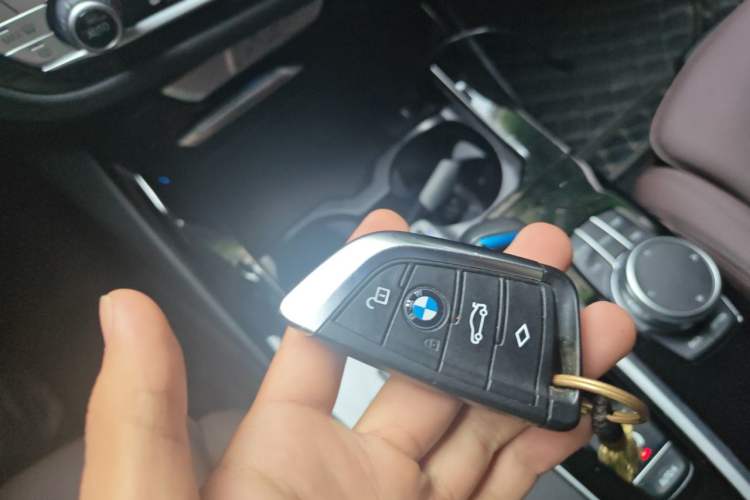 Used BMW iX3 2021 Updated Leading Edition Vehicle Key