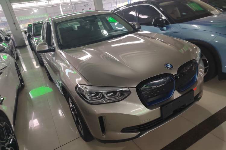 Used BMW iX3 2021 Leading Model Exterior 2