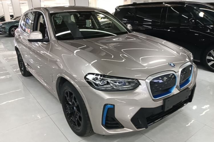 Used BMW iX3 2021 Updated Leading Edition Front Right 45 Deg