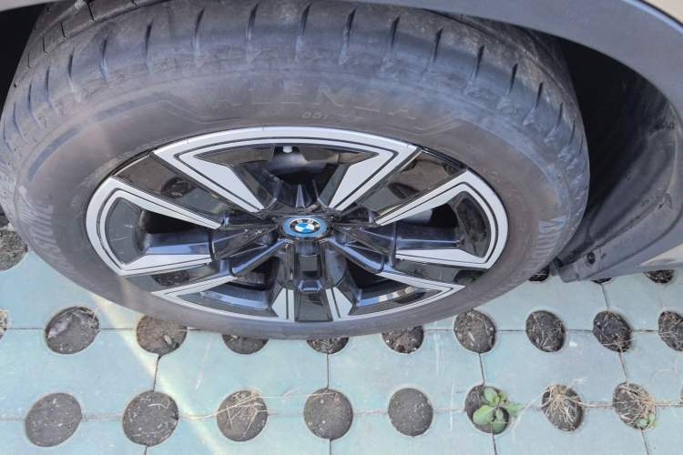 Used BMW iX3 2021 Leading Model Left Front Wheel Hub