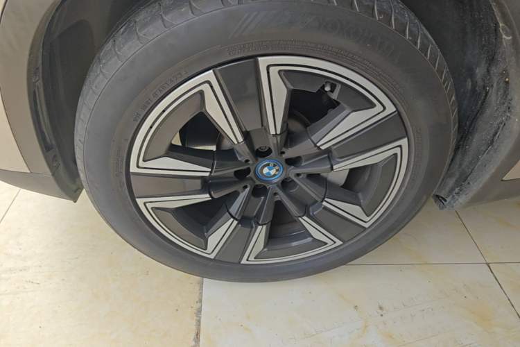 Used BMW iX3 2021 Leading Model Left Front Wheel Hub