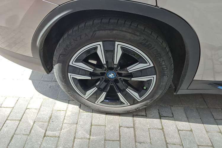 Used BMW iX3 2021 Leading Model Right Rear Wheel Hub