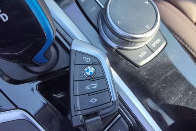 Used BMW iX3 2021 Leading Model Vehicle Key