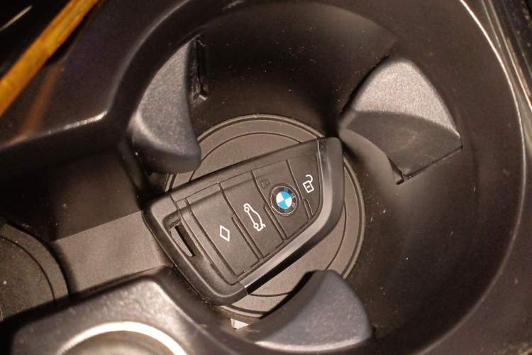 Used BMW iX3 2021 Leading Model Vehicle Key