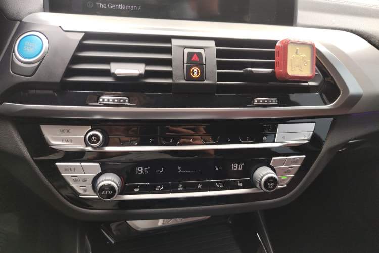 Used BMW iX3 2021 Leading Type Audio And AC Panel