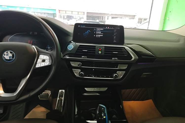 Used BMW iX3 2021 Leading Model Audio And AC Panel