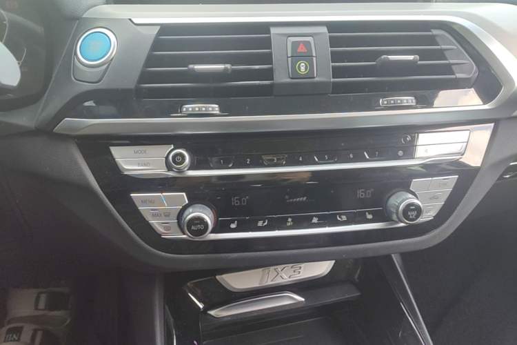 Used BMW iX3 2021 Updated Leading Type Audio And AC Panel