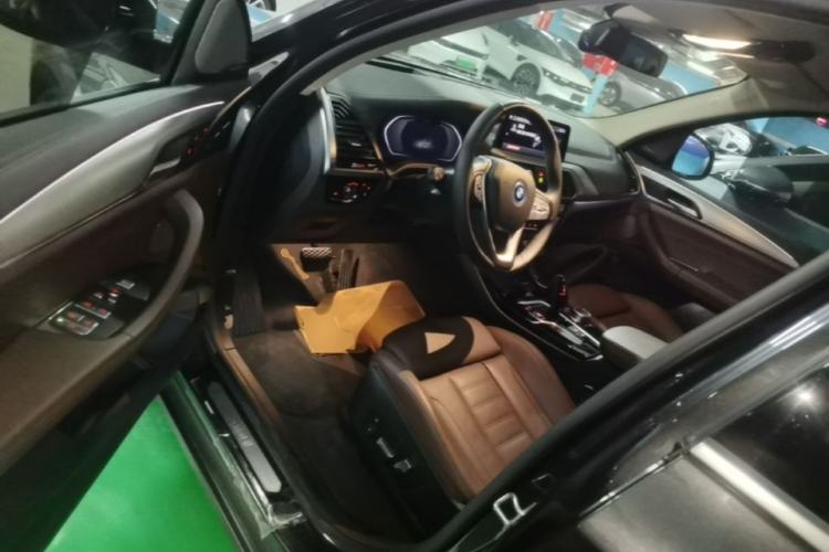 Used BMW iX3 2021 Updated Leading Type Driver Seat