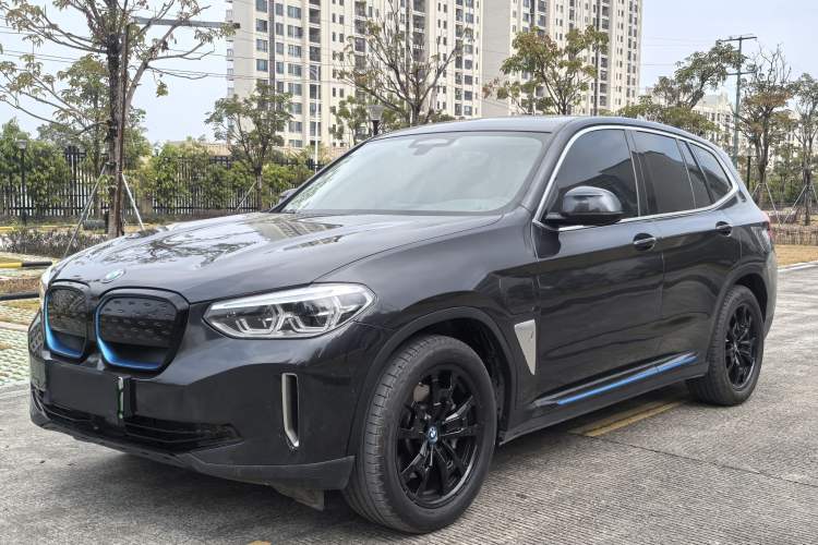 Used BMW iX3 2021 Leading Model Exterior 2